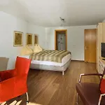 Apartment Haus Altana *